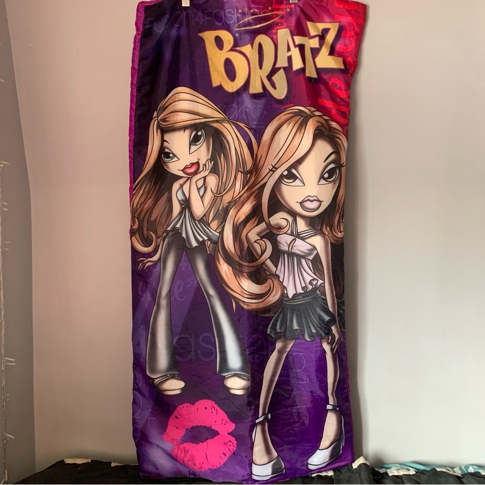 Bratz Kids Sleeping Bag Blanket Pink Purple Y2K Sleepover